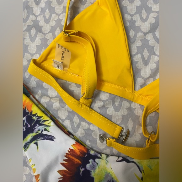 NEW! x2 - 2 Piece Bikinis🧡💛 - Picture 6 of 7